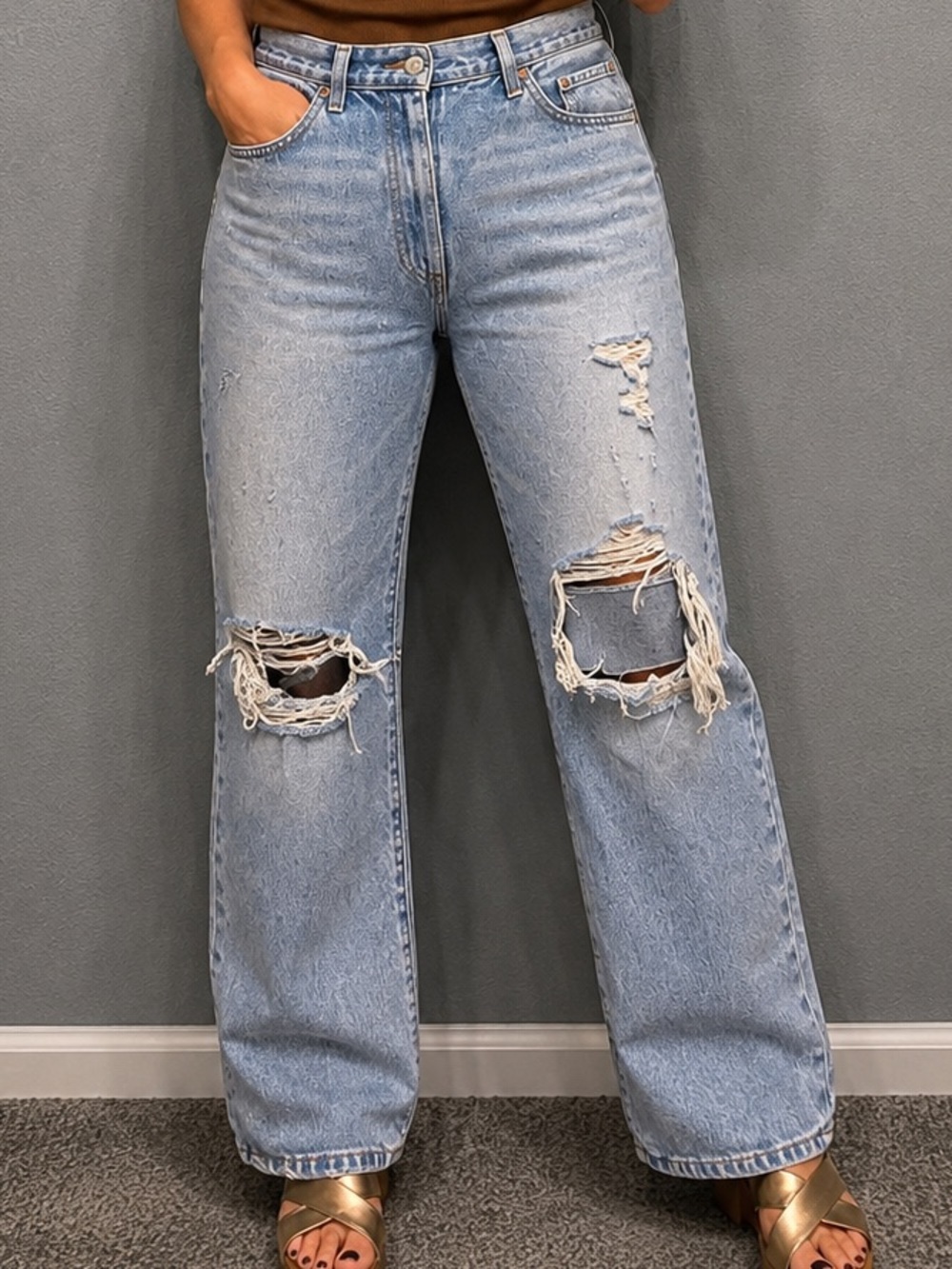 Levi’s Premium 501 ‘90s Distressed Light Wash Straight Leg Jeans W33 L32 Women’s